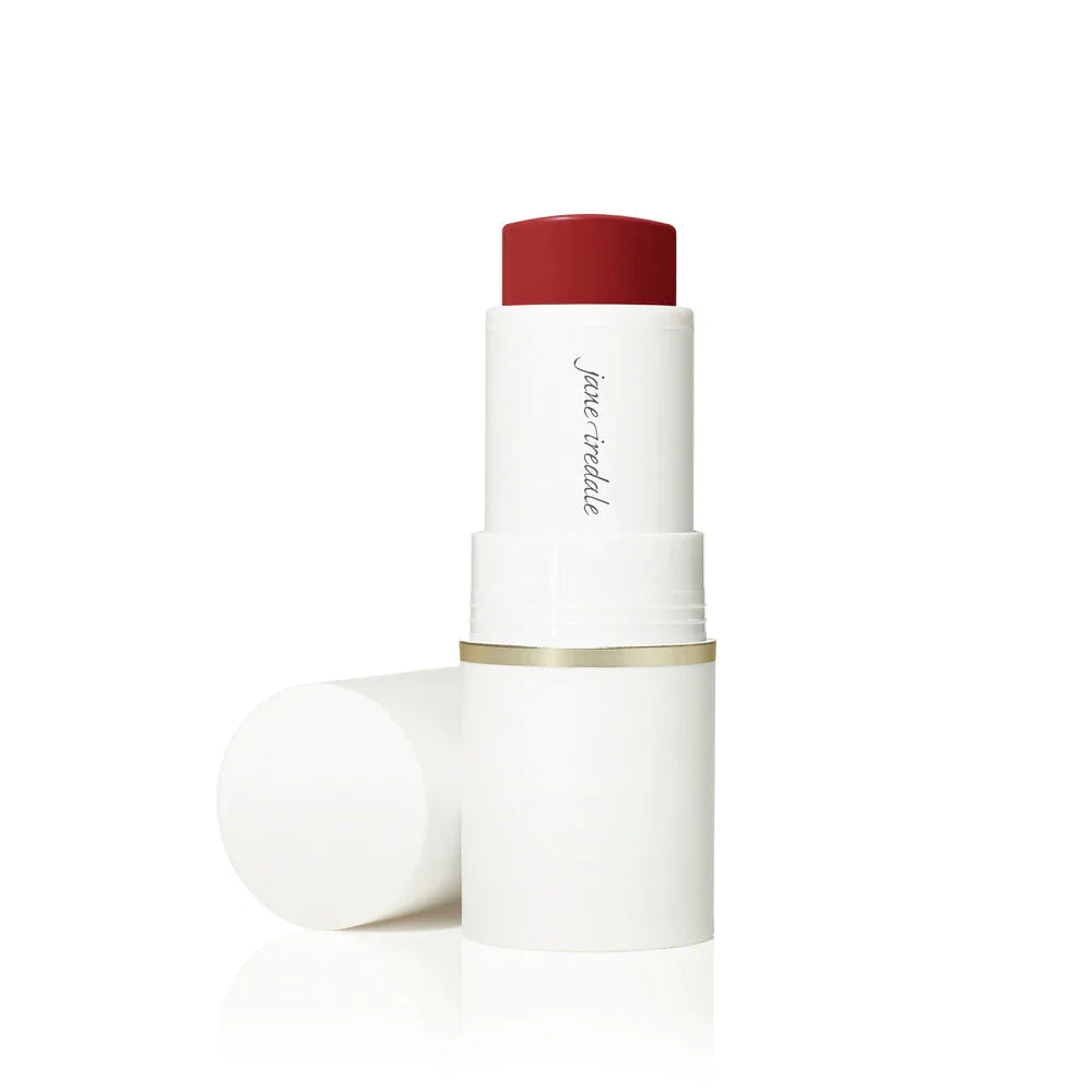 Närbild på blush stick i färgen "Ember", djup, varm rödbrun ton.