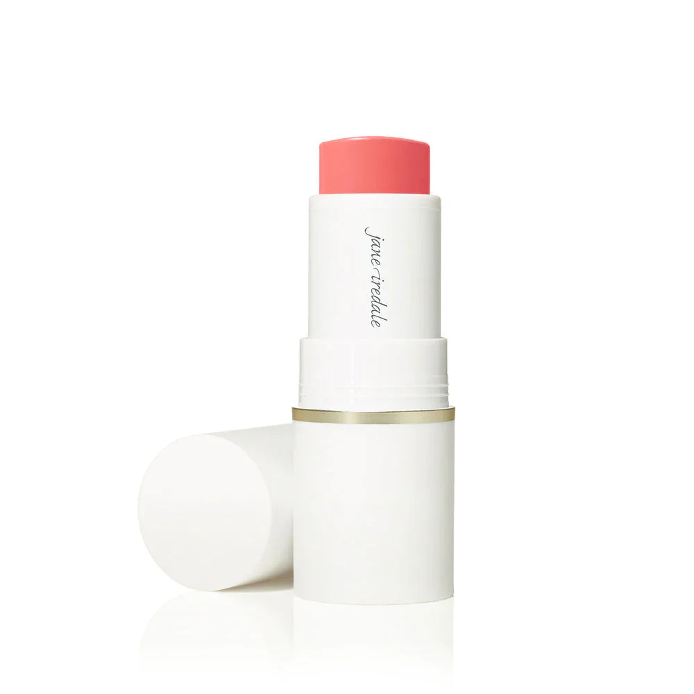 Närbild på blush stick i färgen "Fevor", kraftfull röd ton.